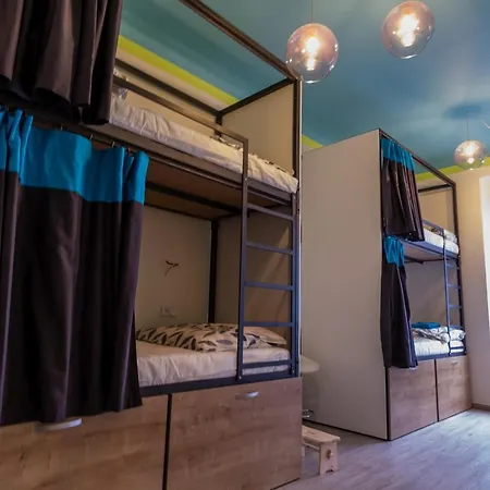 Hostel The Roadhouse *